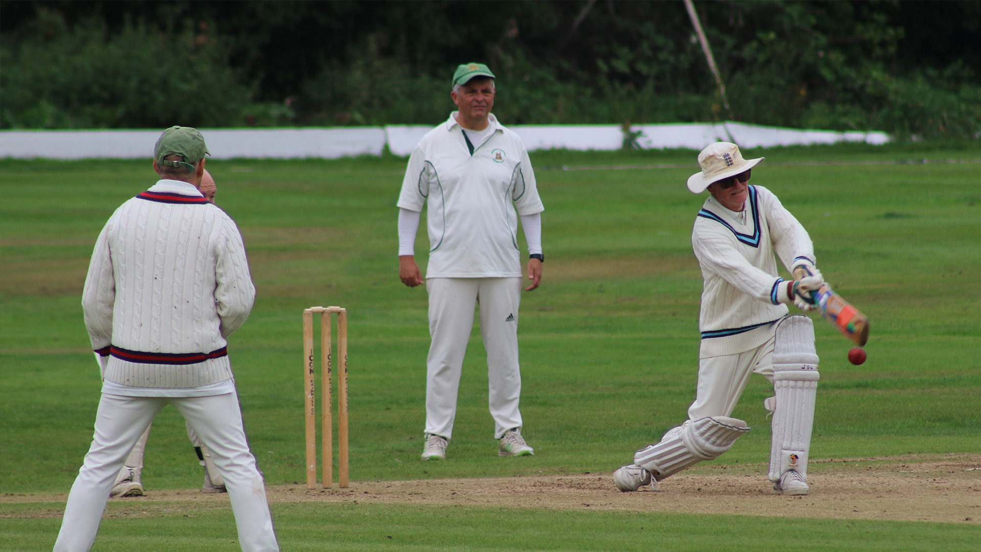 Joe-Crossley.jpg Joe-Crossley.jpg